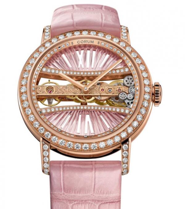 Corum Lady Golden Bridge : ronde et féminine !