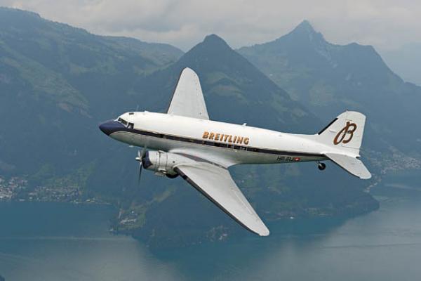 LE BREITLING DC-3 FAIT LE TOUR DU MONDE