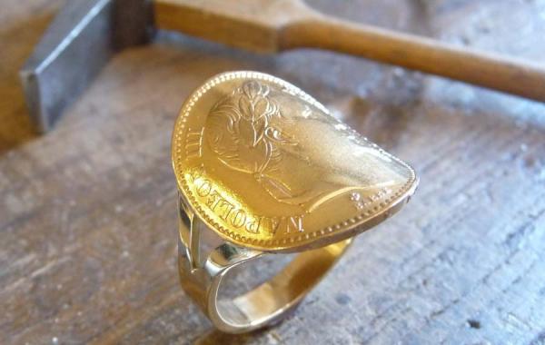 Bague Louis d’or : quel est le prix ?
