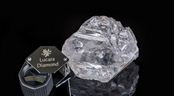 Angola: découverte d'un diamant de plus de 400 carats