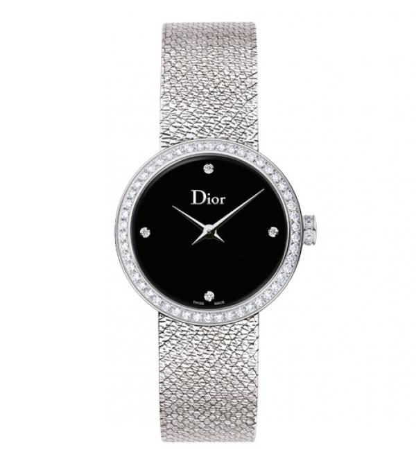 Et si on s’offrait une montre couture avec la D de Dior Satine ? 
